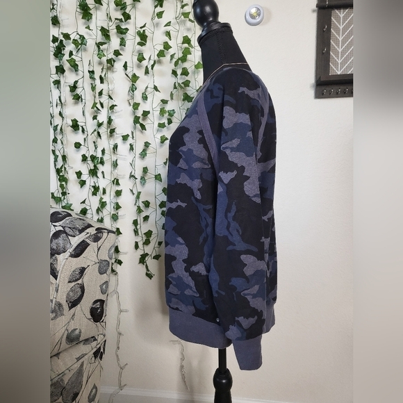 NWT prAna Cozy Up Sweatshirt in Nautical Camo - Picture 3 of 10